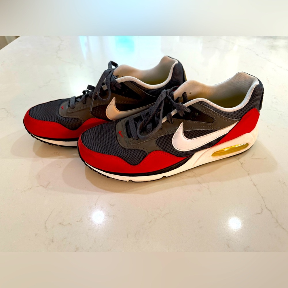 Men’s Nike Air Max Correlate US Size 12